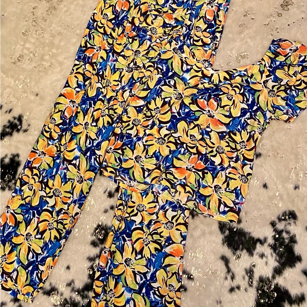 Dee Dee (Boutique Brand) Abstract Floral Coordinated Set 🌞